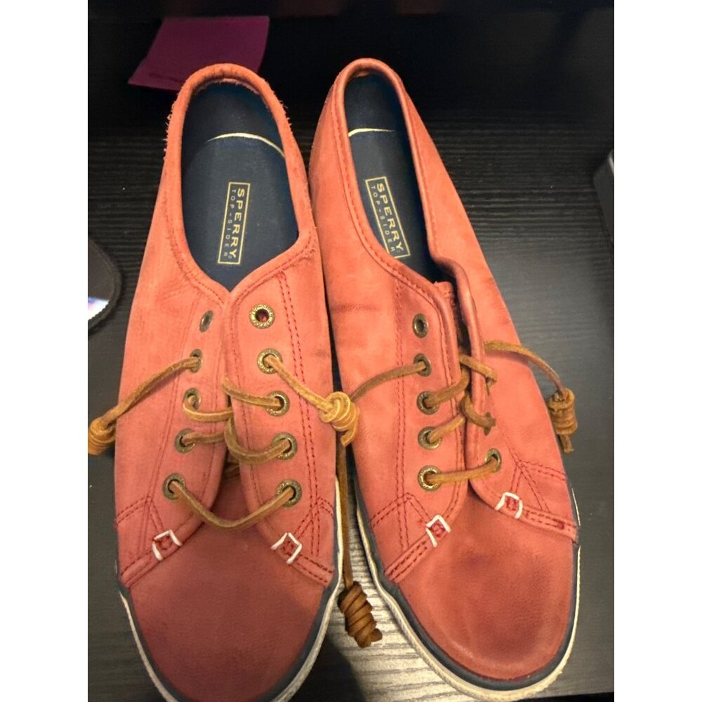 Sperry Womens Size 10M Top-Sider Boat Shoes Coral Washed Leather Casual Slip-On